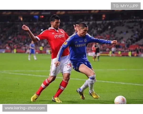 本菲卡客场2-0战胜阿贾克斯，葡超劲旅稳扎稳打