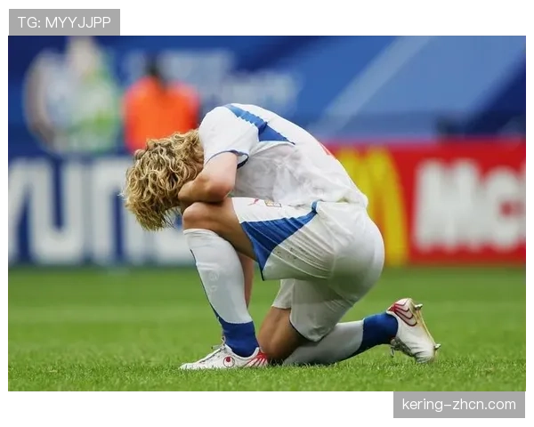 点球大战戏剧性时刻：普罗维德尔扑出弗格森点球，拉齐奥晋级意杯四强